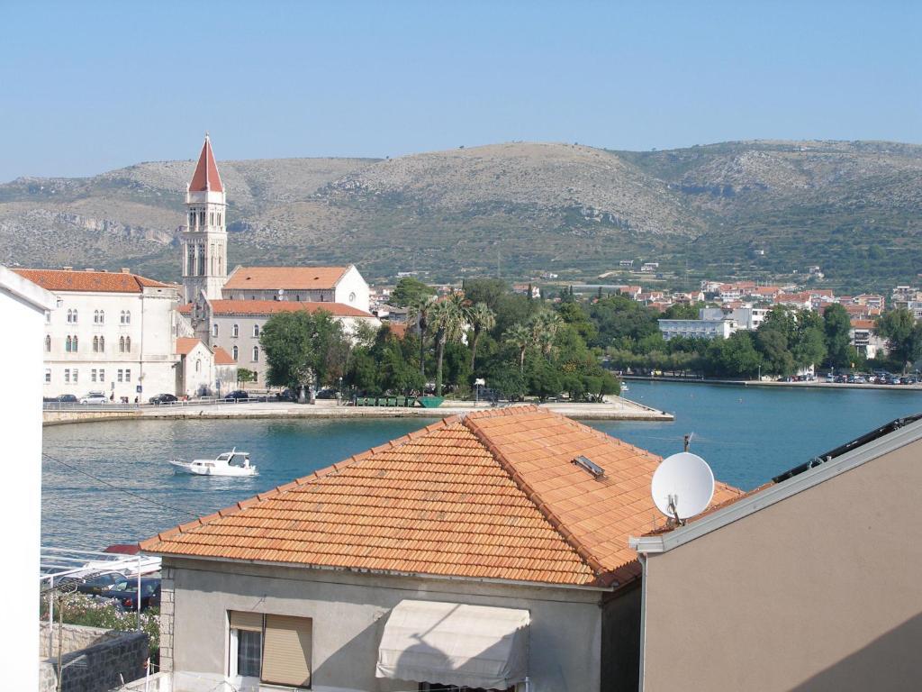 Apartments Madirazza Trogir Exterior foto